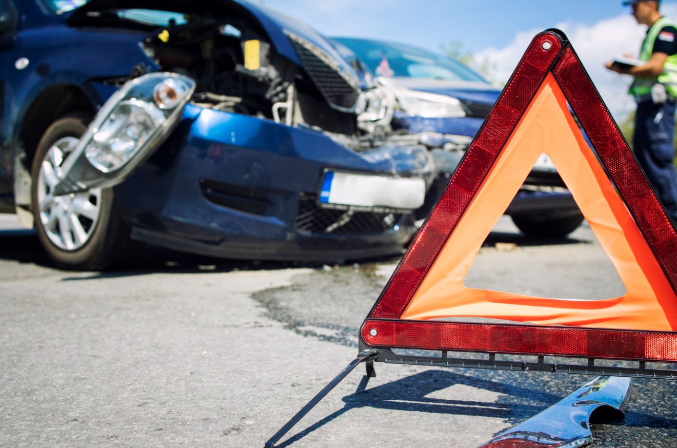 Gwałtowne zdarzenie drogowe w Lęborku: Dwie osoby starsze potrącone przez kierowcę audi