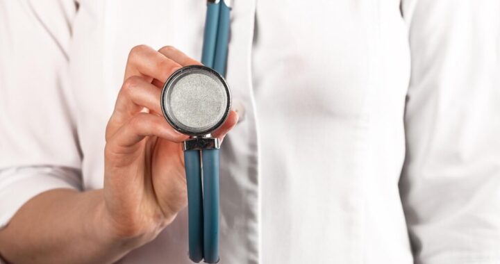 bezp--atne-szczepienia-przeciw-krztu--cowi-dla-sen-auto-3853